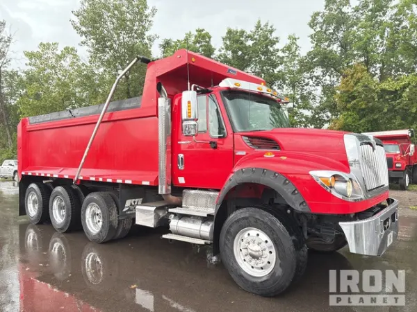 2013 International 7600