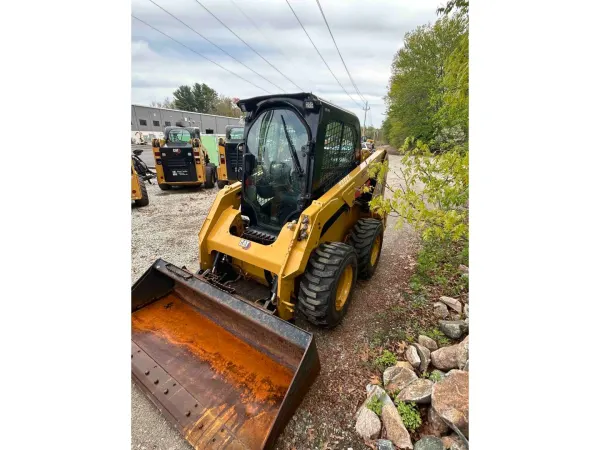 2022 Caterpillar 236D3