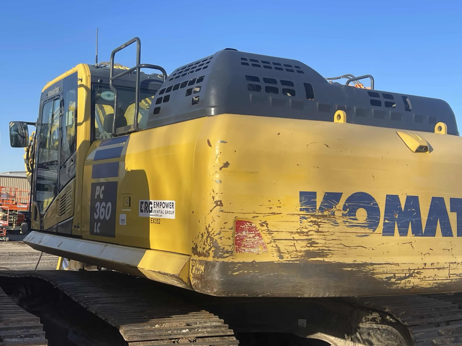 2019 Komatsu PC290LC-11