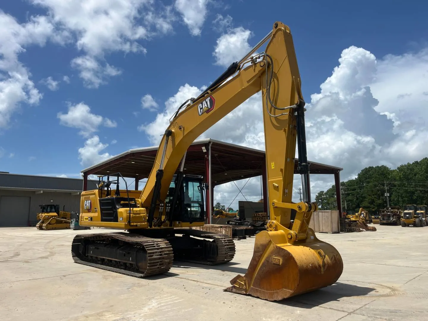 2025 Caterpillar 340