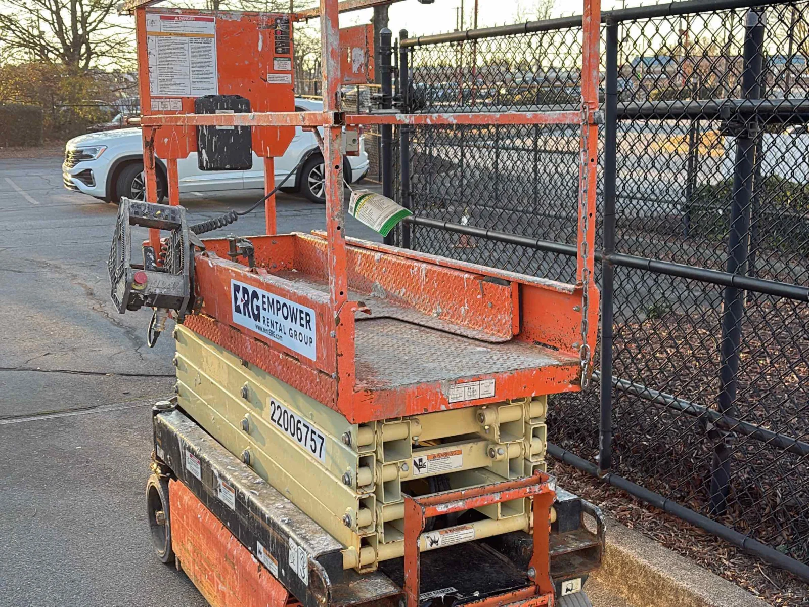 2017 JLG R1932i