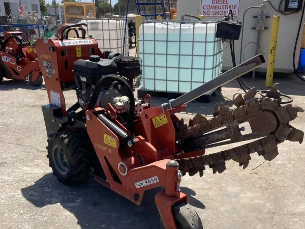 2018 Ditch-Witch C14