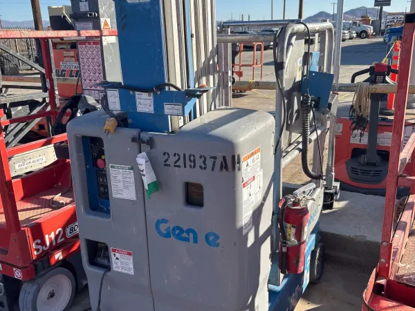 2019 Genie GR-20 Self-Propelled One-Person
