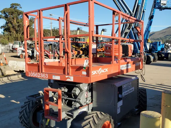 2017 Skyjack SJ6826RT-Rough-Terrain