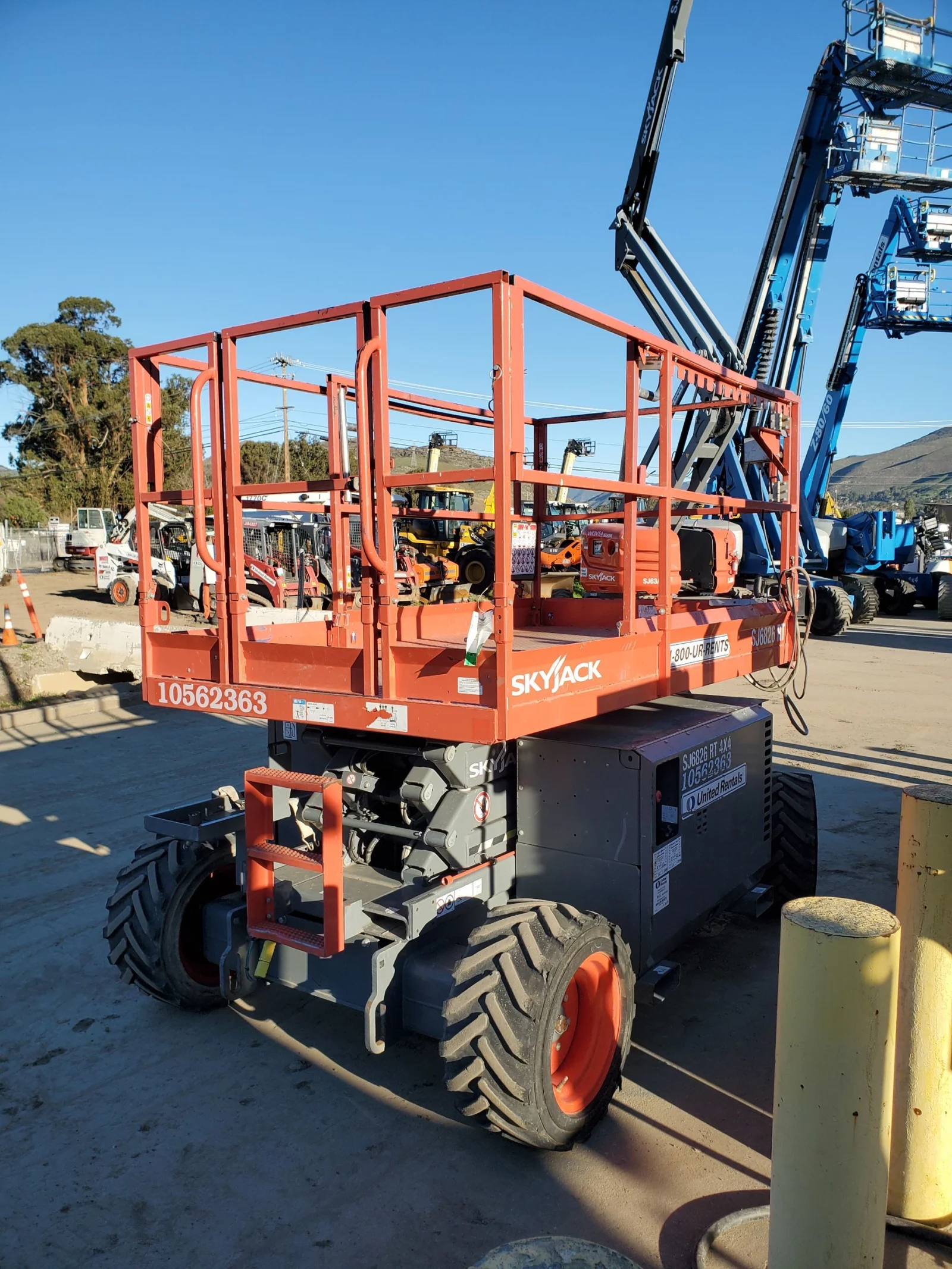 2017 Skyjack SJ6826RT-Rough-Terrain