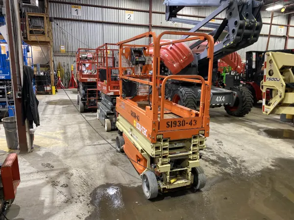 2015 JLG 1930ES