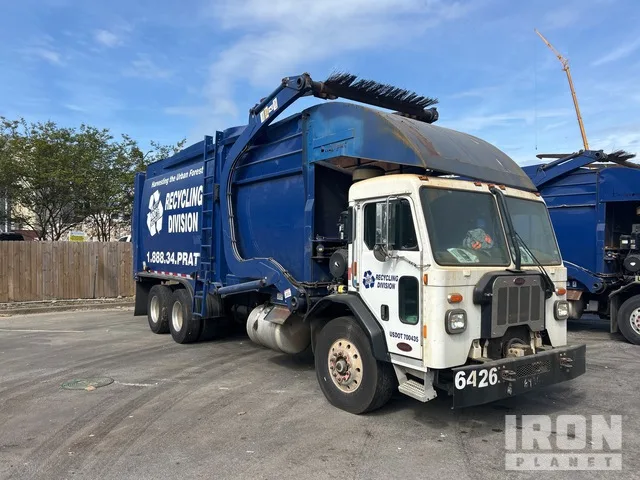 2020 Peterbilt 520