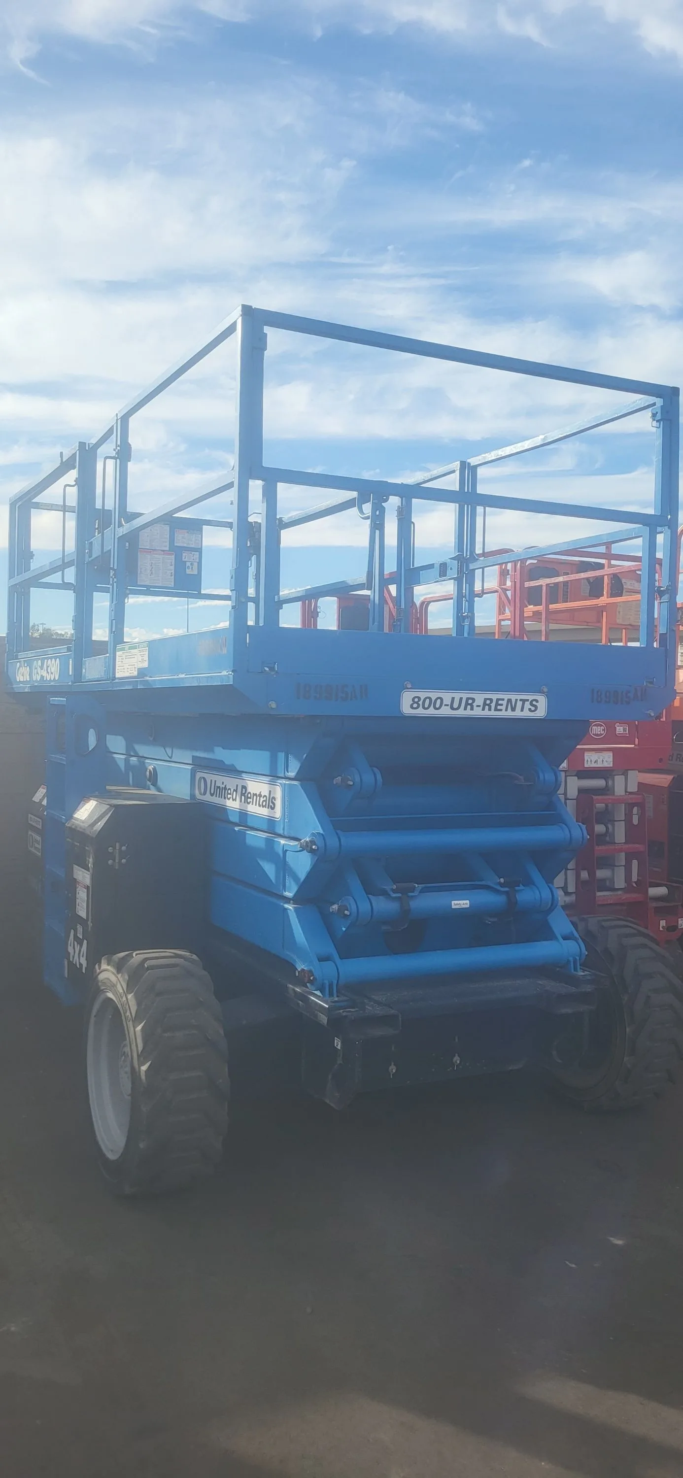 2017 Genie GS-4390-RT-Rough-Terrain