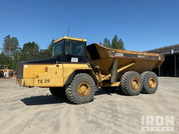 1999 Caterpillar D300E Series II