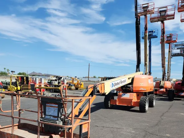 2018 JLG 660SJ