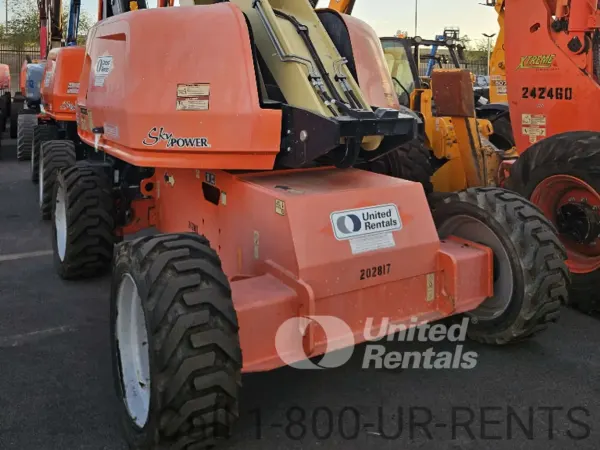 2018 JLG 600S