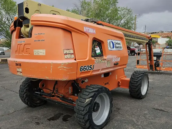 2018 JLG 660SJ