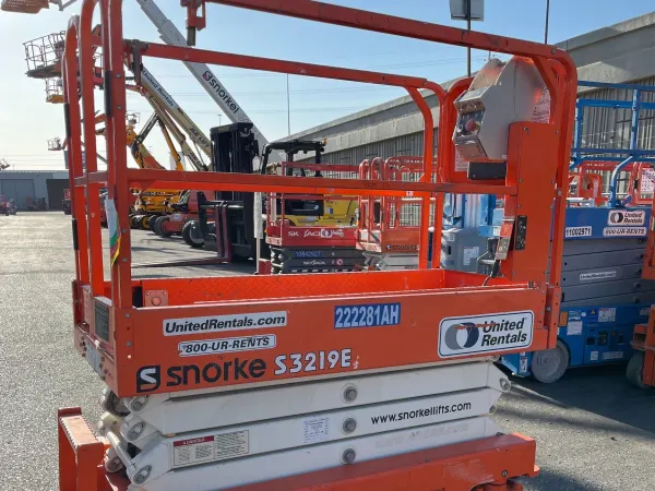 2019 Snorkel S3219E