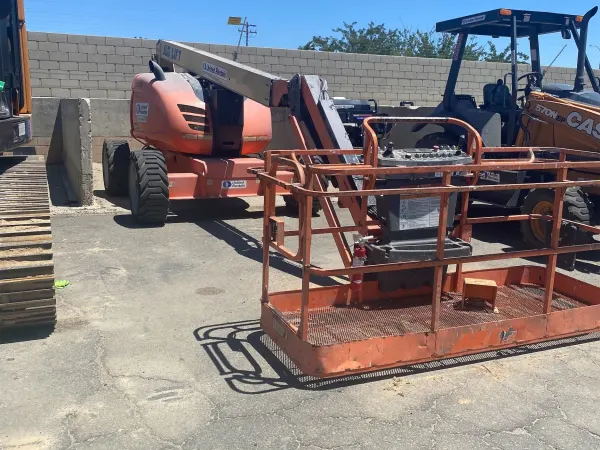 2014 JLG 600AJ Articulating