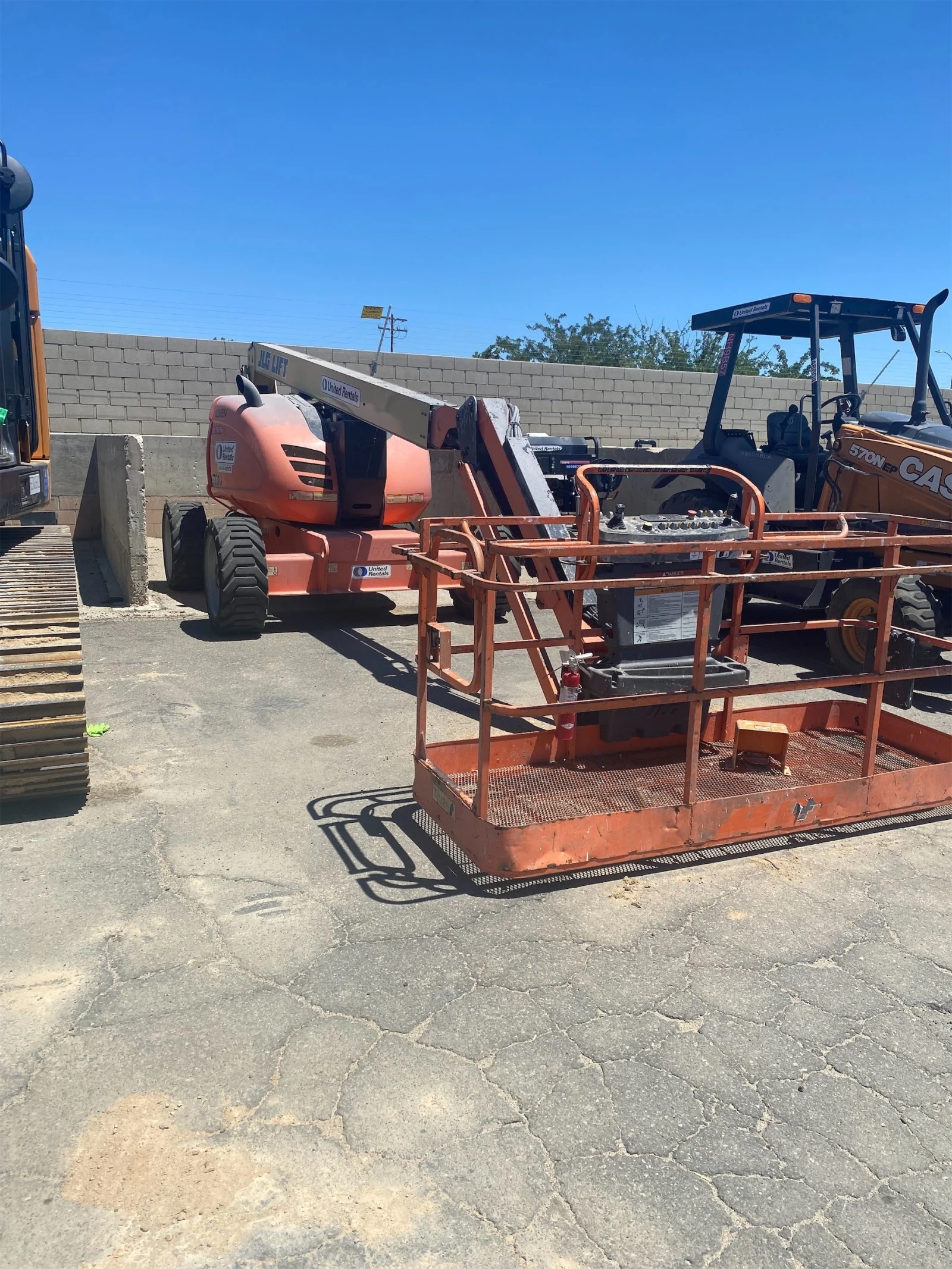 2014 JLG 600AJ Articulating