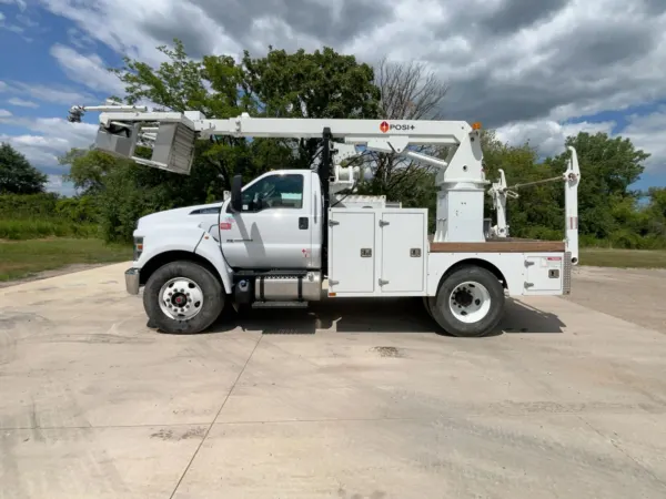 2023 Ford F750