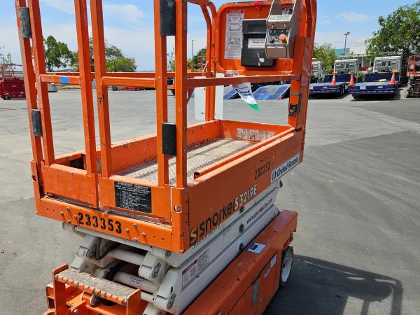 2019 Snorkel S3219E