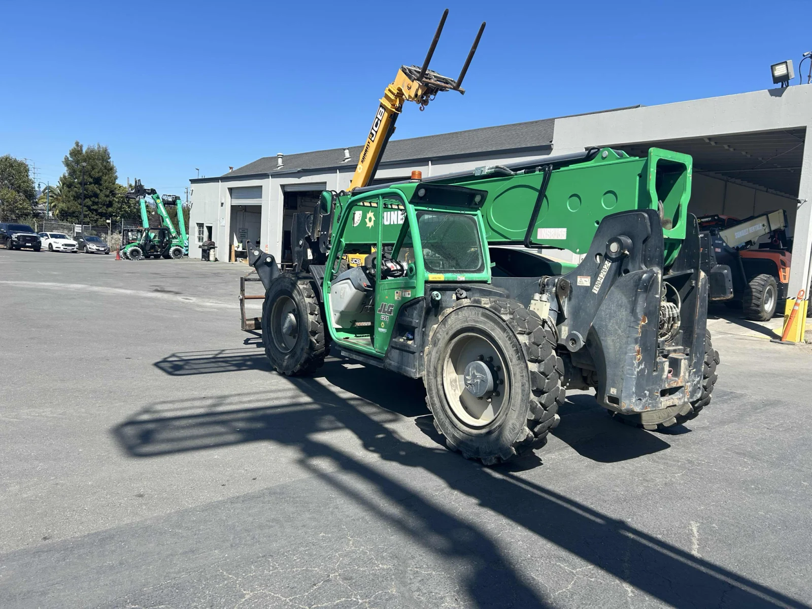 2018 JLG 1255