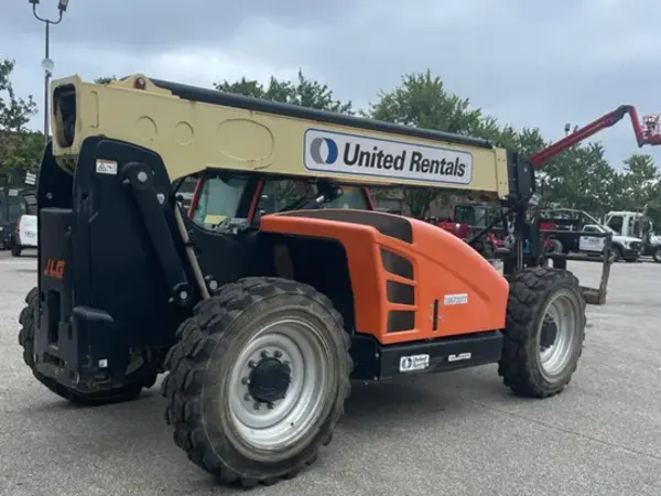 2017 JLG 742