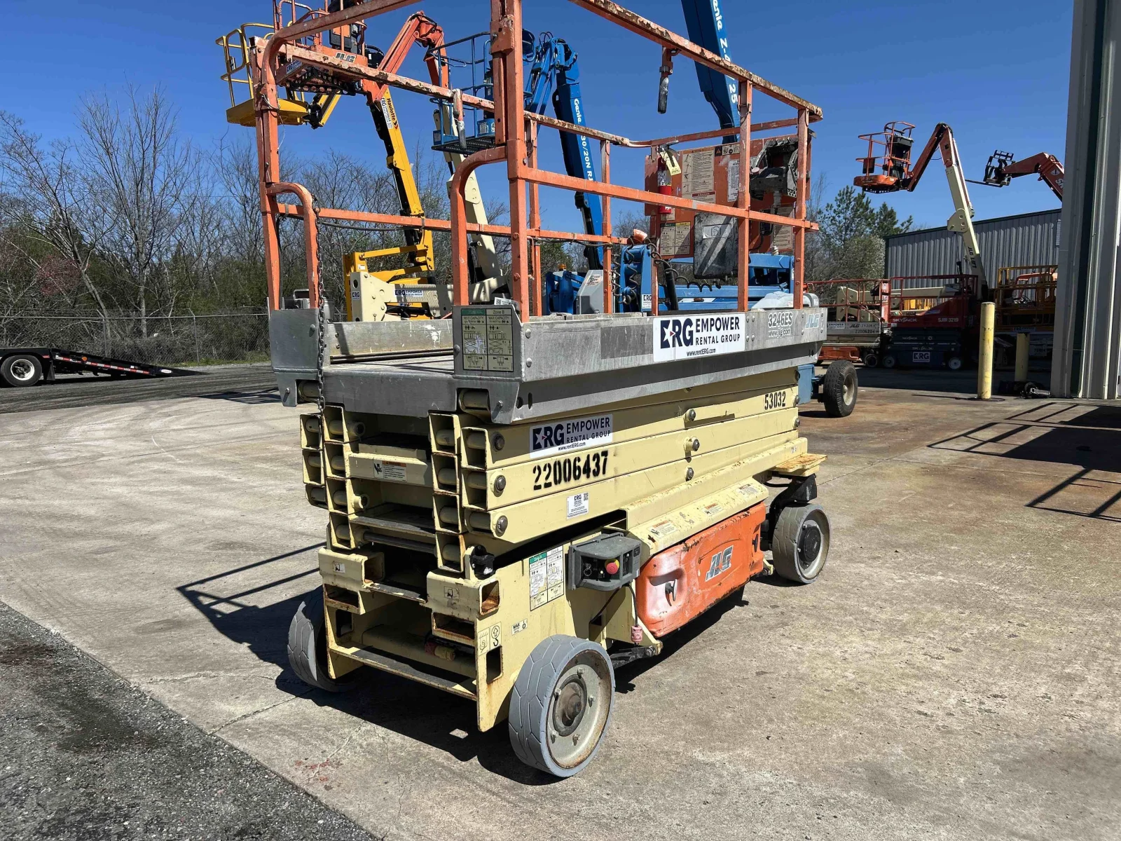 2012 JLG 3246ES