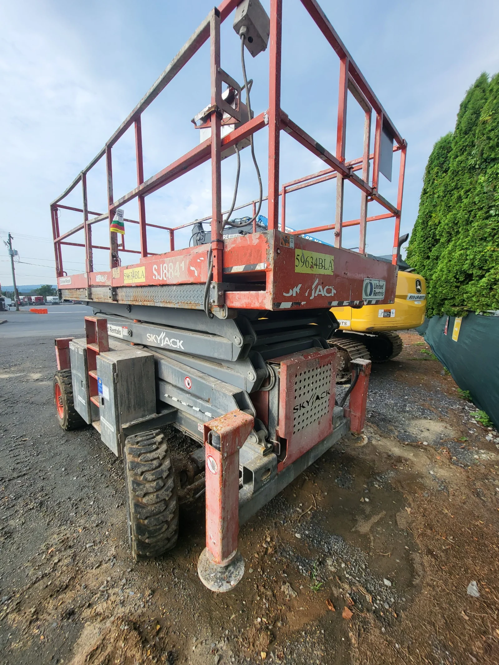2018 Skyjack SJ8841RT Rough Terrain