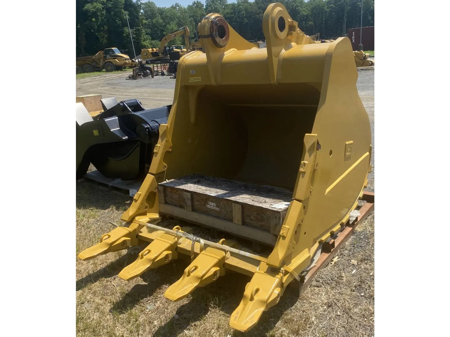 2023 Caterpillar 370 70INCH SEVERE DUTY BUCKET