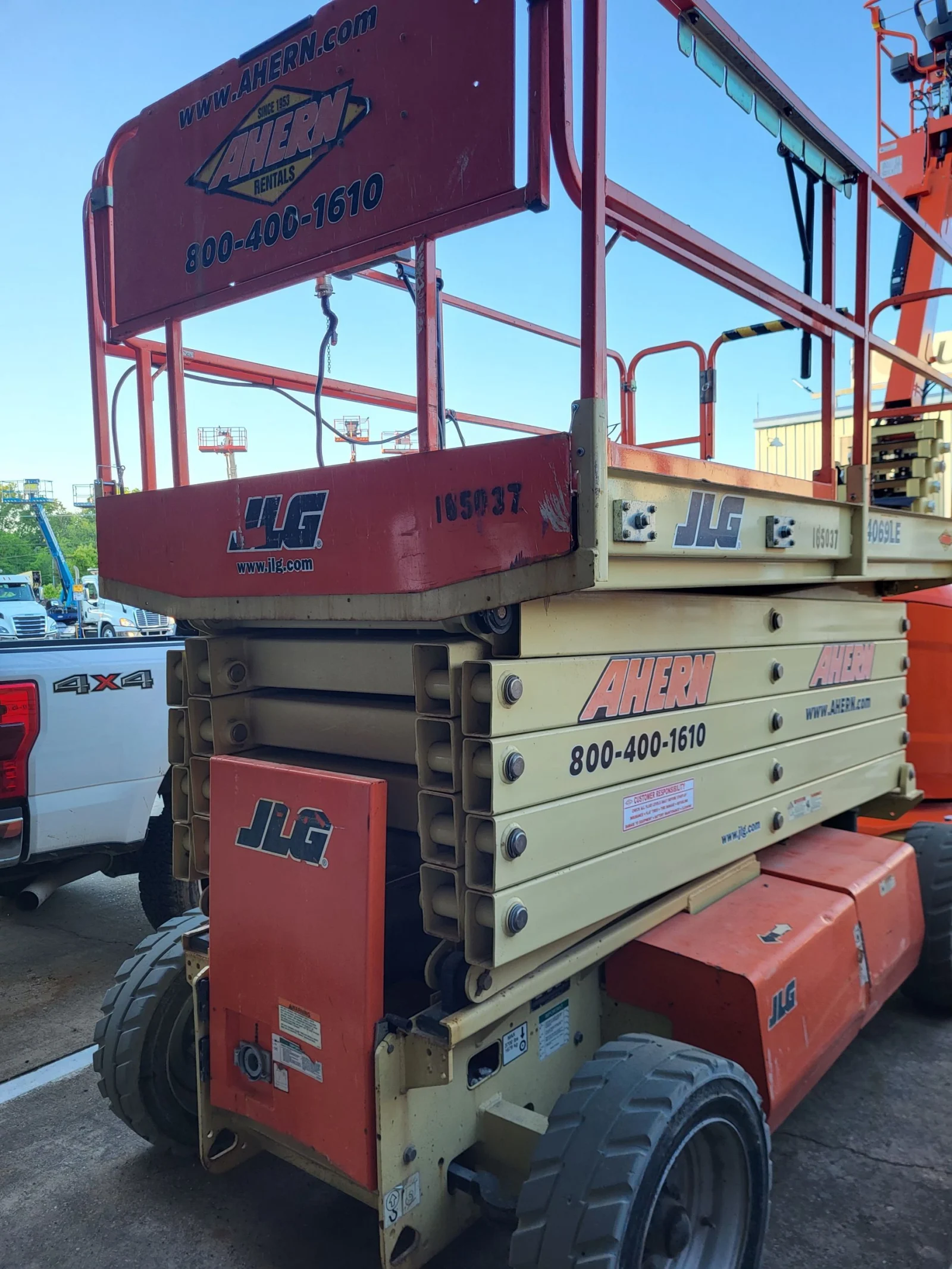 2016 JLG 4069LE