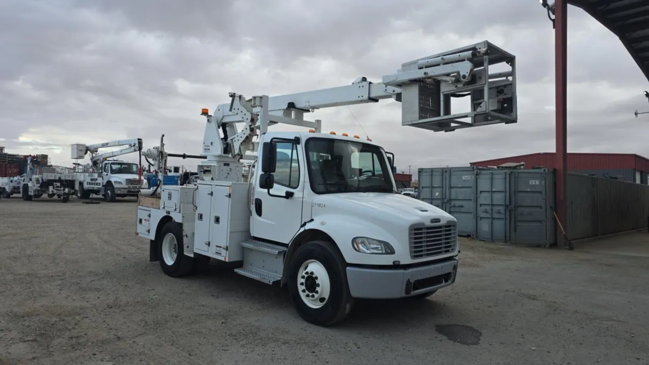 2019 Freightliner M2106