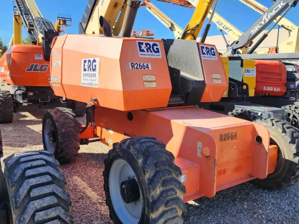 2014 JLG 600S