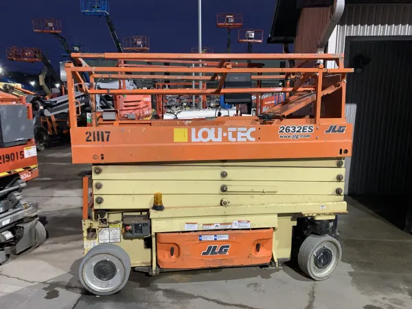 2016 JLG 2632ES
