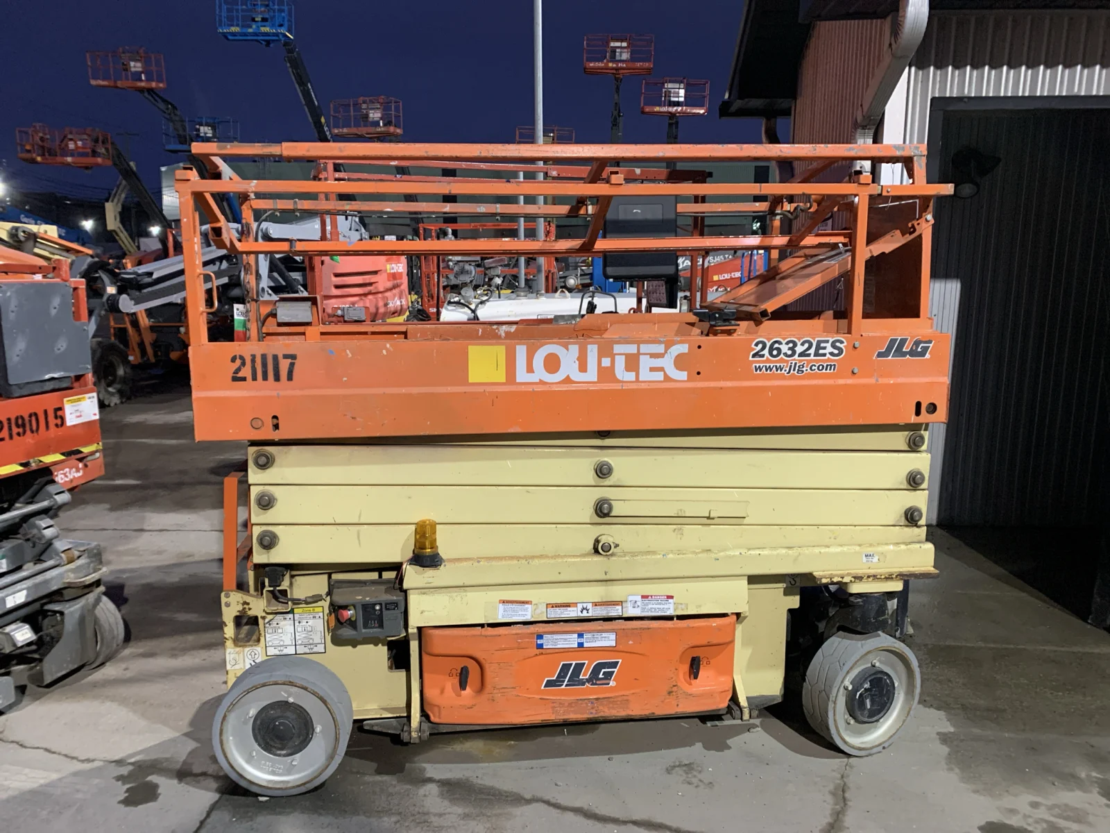 2016 JLG 2632ES