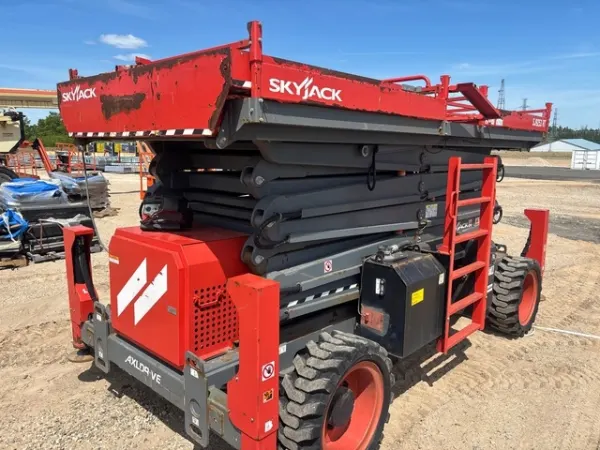 2020 Skyjack SJ9253RT
