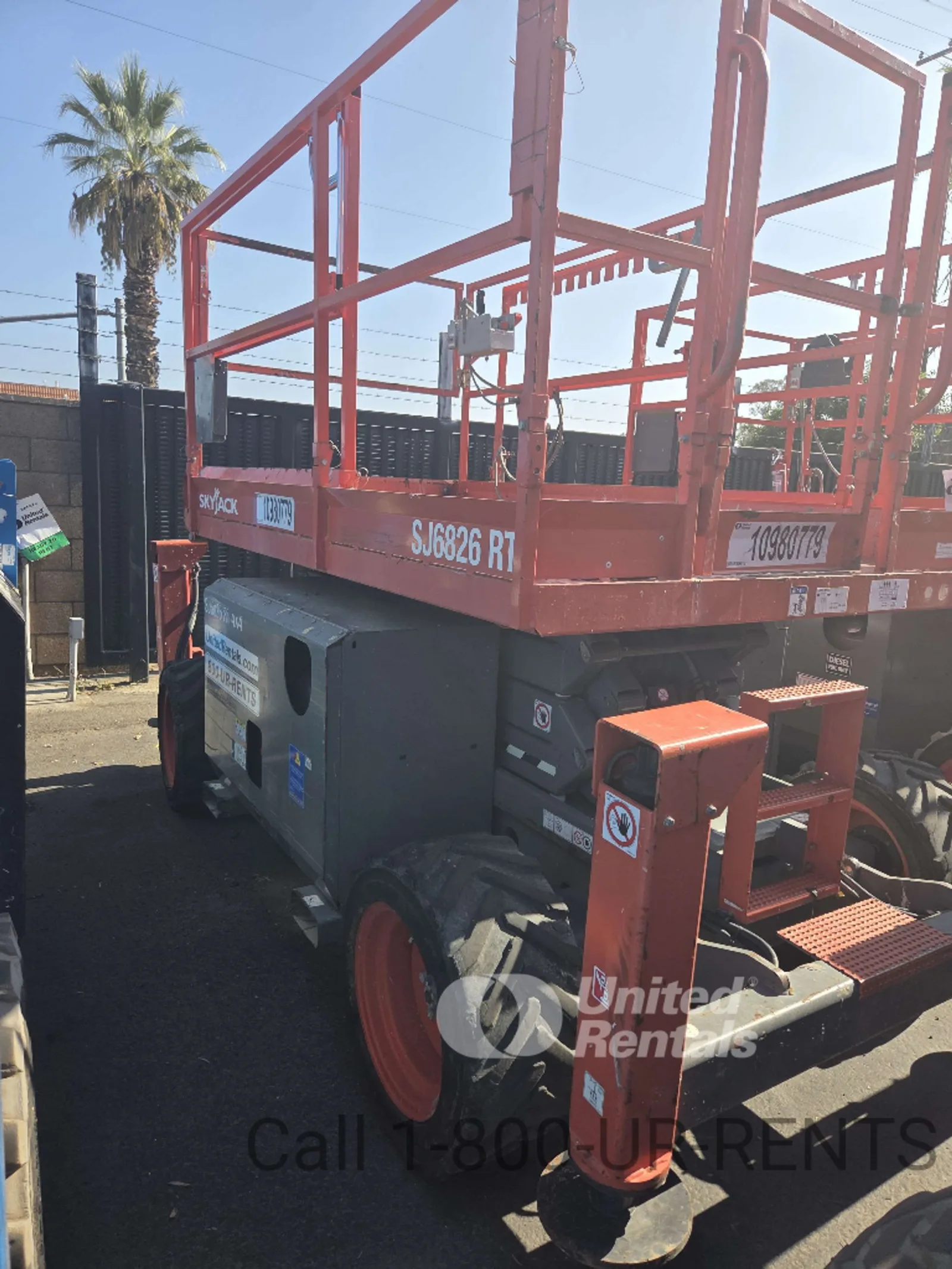 2019 Skyjack SJ6826RT Rough Terrain