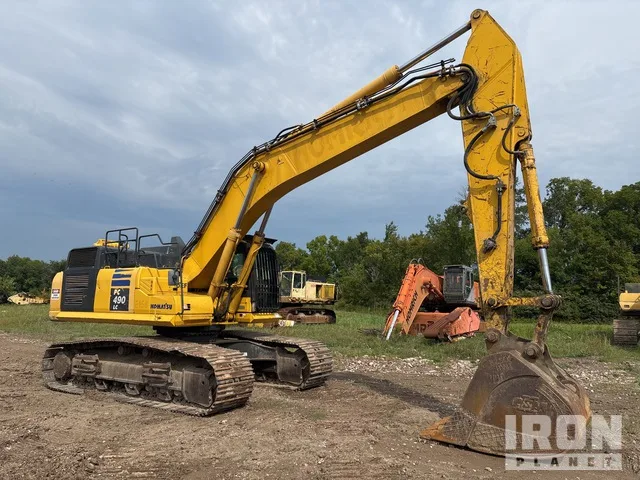 2020 Komatsu PC490LC-11