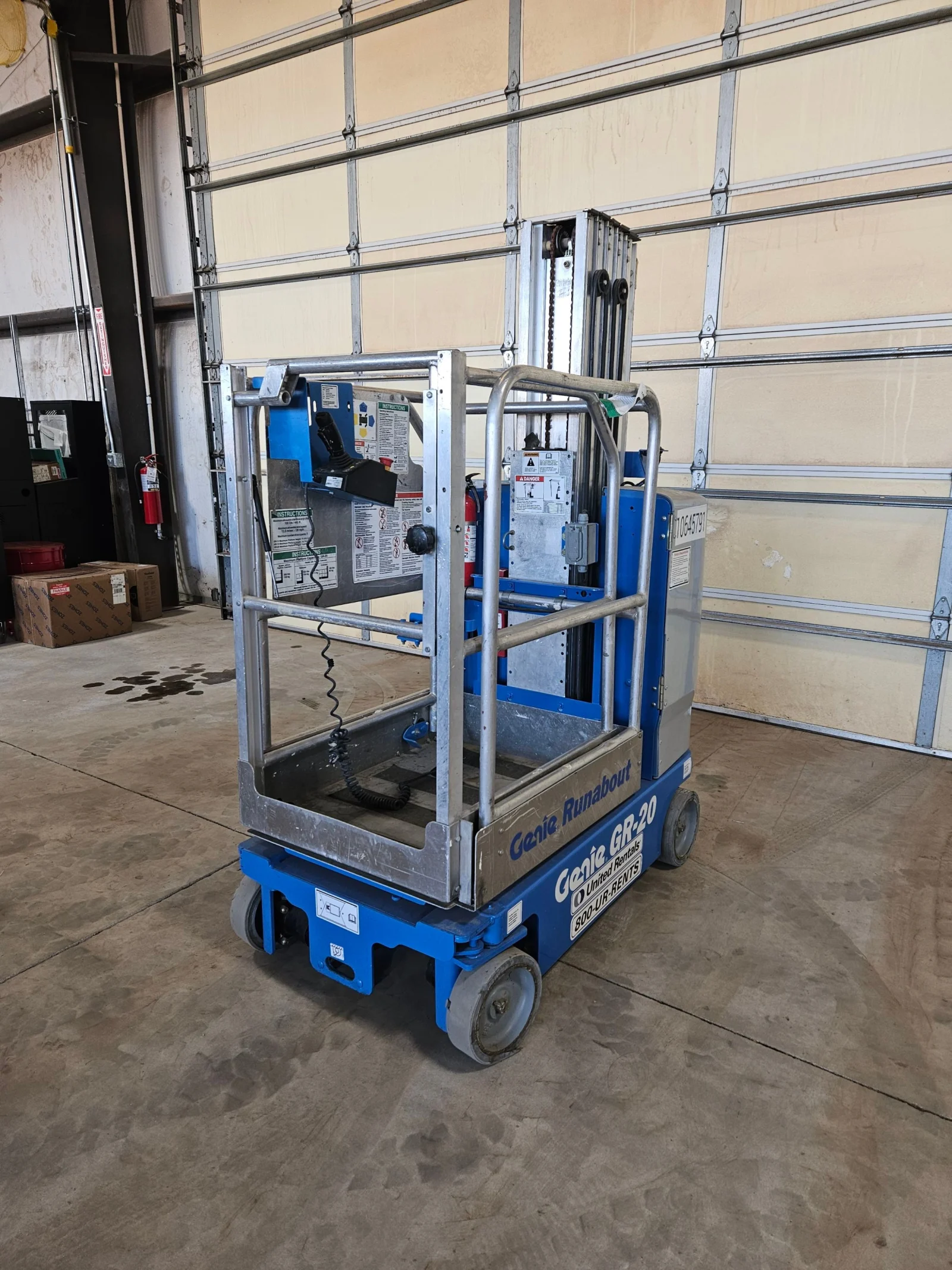 2017 Genie GR-20 Self-Propelled One-Person