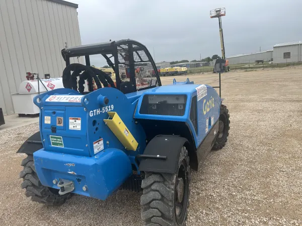2022 Genie GTH-5519