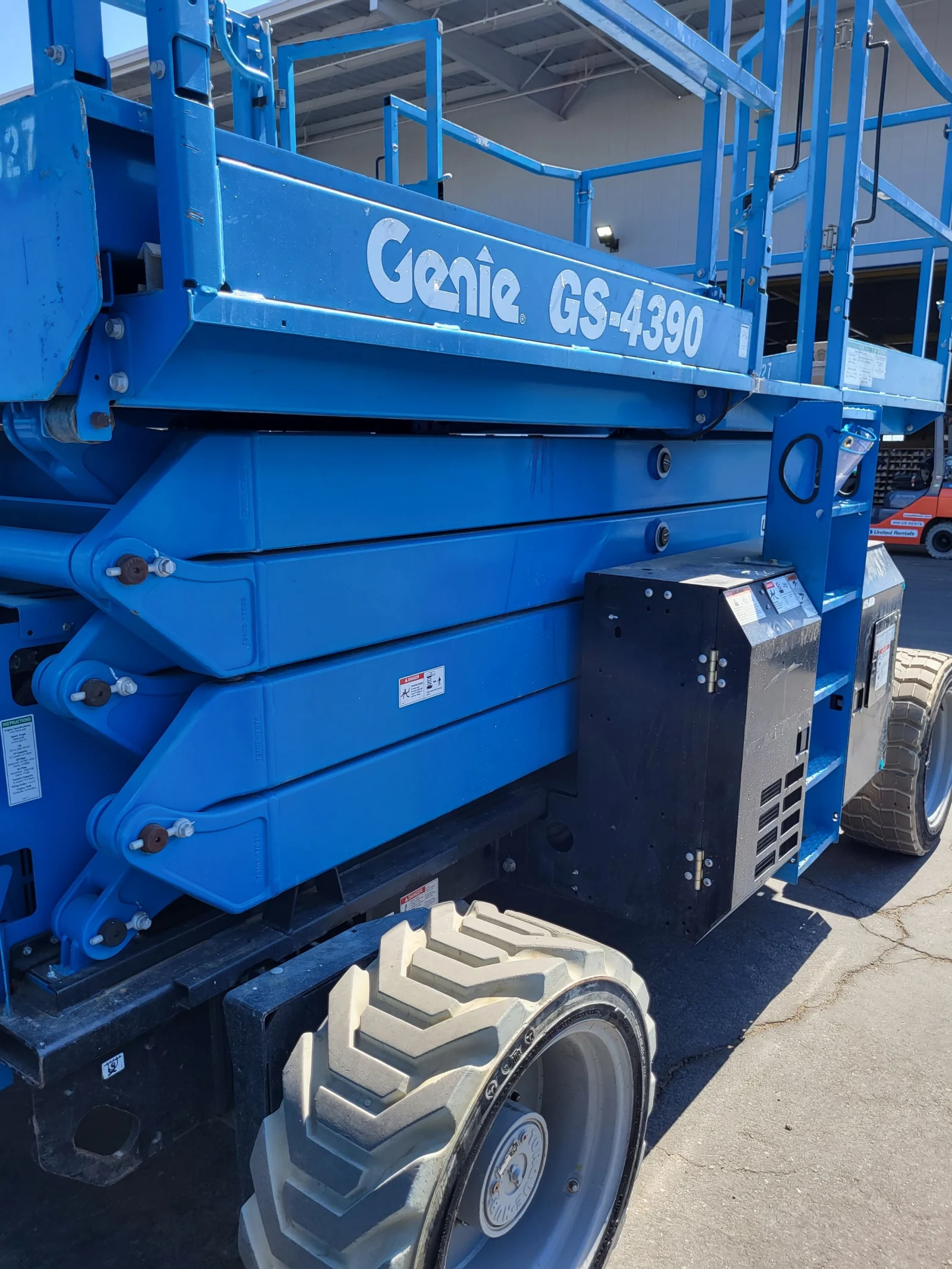 2017 Genie GS-4390 RT Rough Terrain