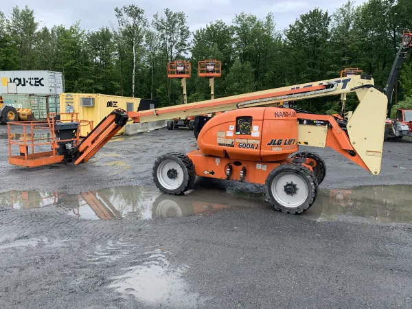 2016 JLG 600AJ