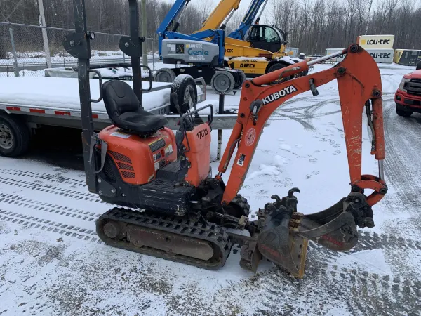 2020 Kubota K008-3
