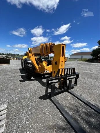 2024 JCB 510-56