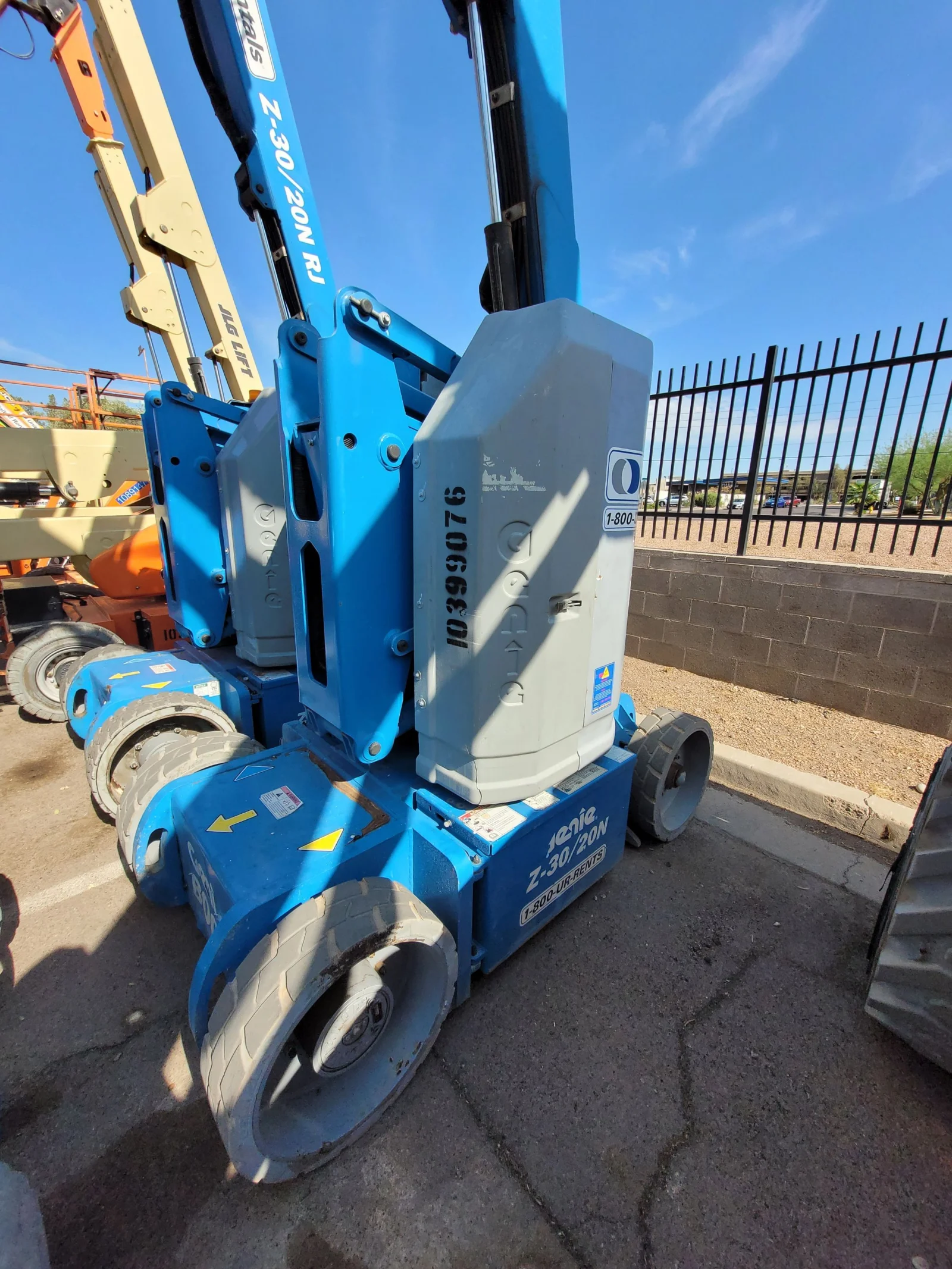 2015 Genie Z-30/20N Articulating
