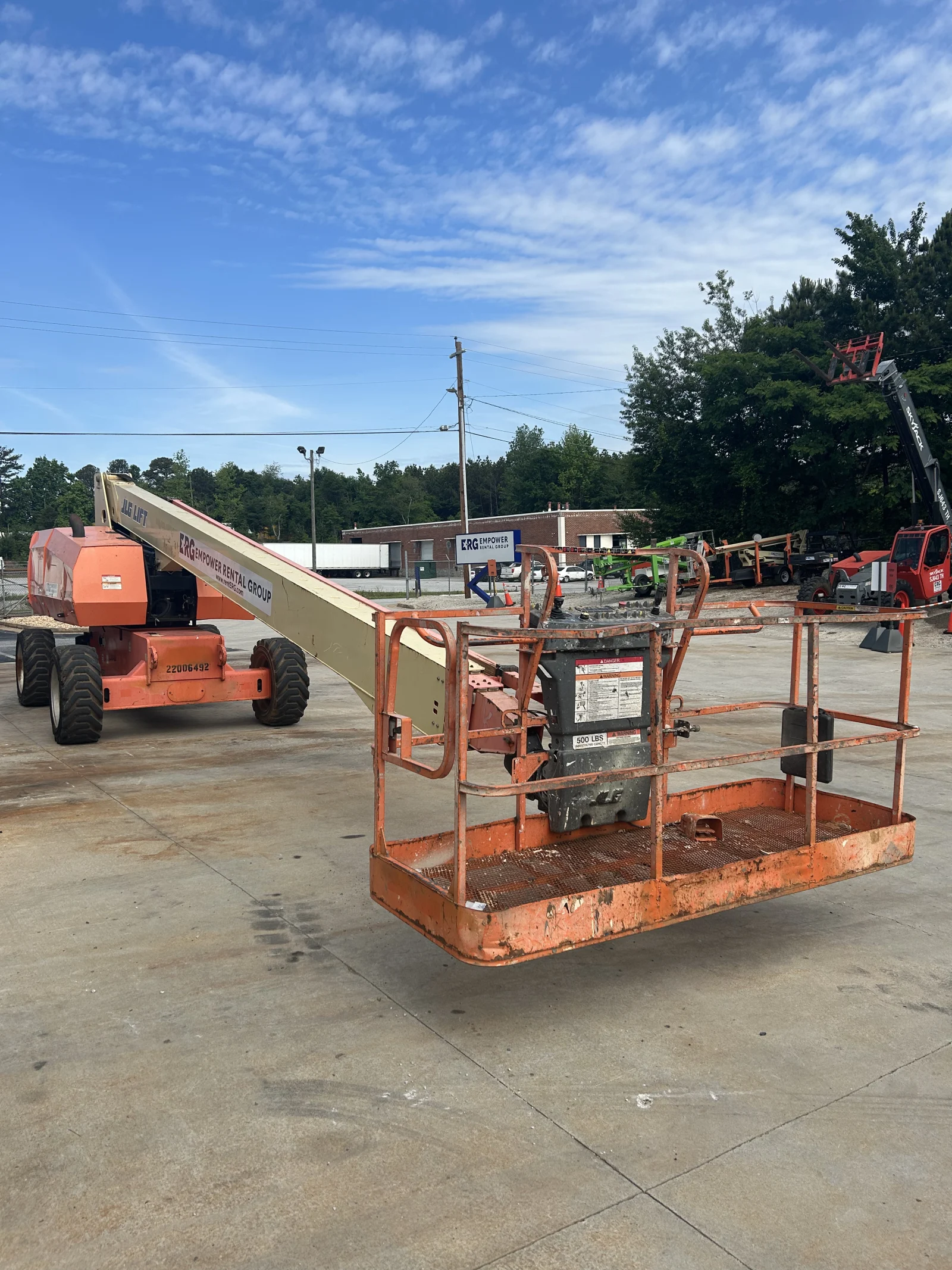 2015 JLG 800S