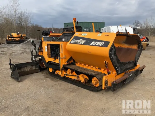 2018 Leeboy 8616C