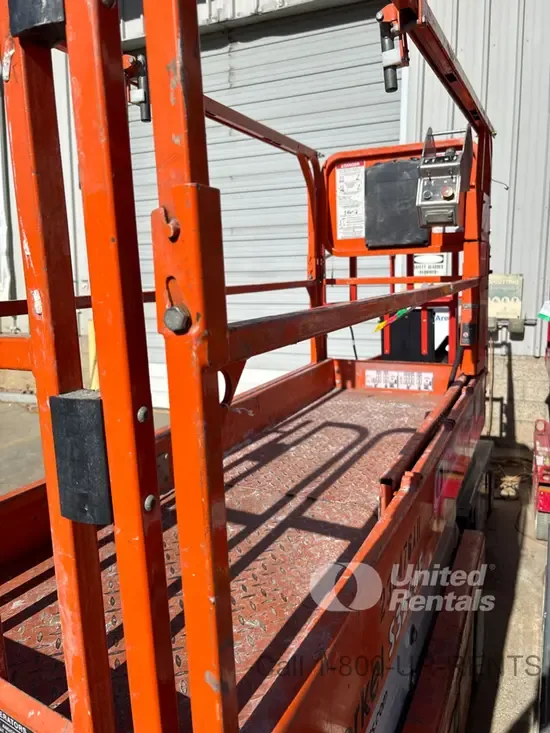 2019 Snorkel S3226E