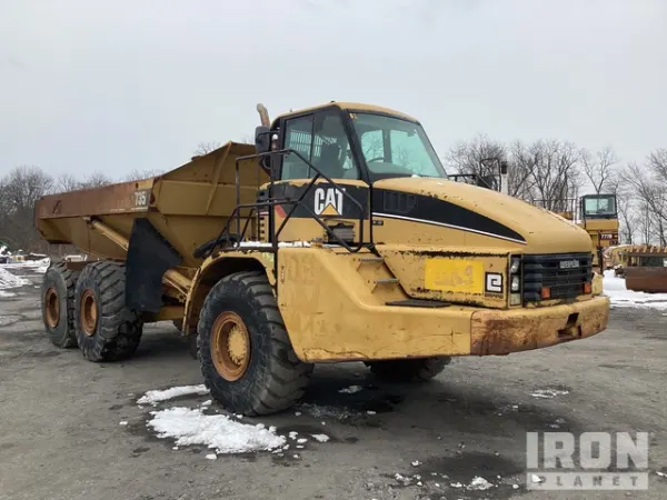 2006 Caterpillar 735