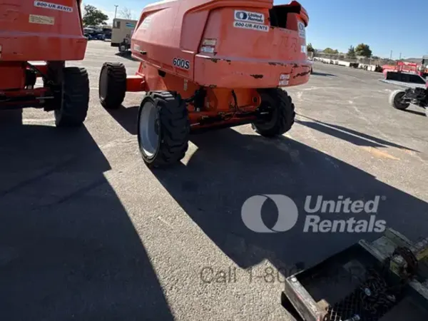 2018 JLG 600S