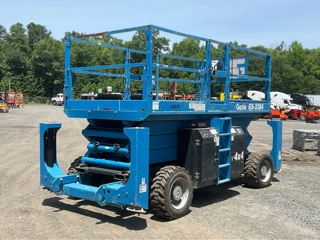 2017 Genie GS-3384RT