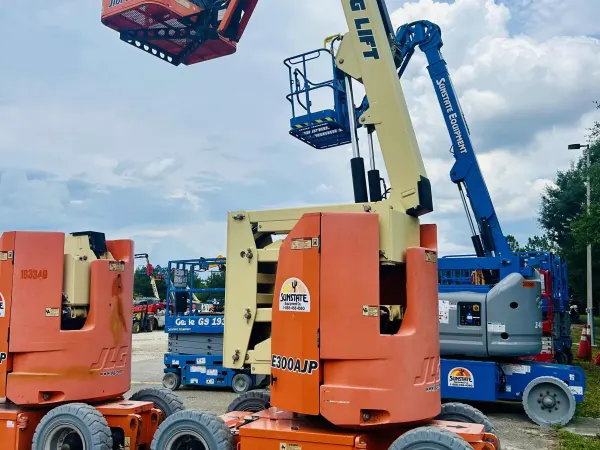 2018 JLG E300AJP