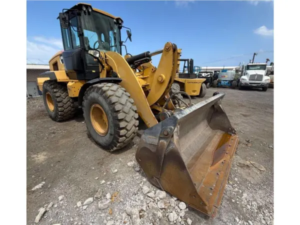 2016 Caterpillar 938M