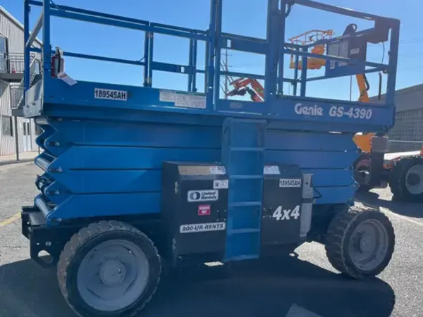 2017 Genie GS-4390 RT Rough Terrain